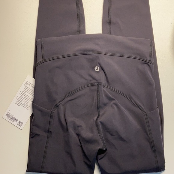 Lululemon Power Thru 25” Abrasion-resistant fabric Black 4 - Picture 12 of 15